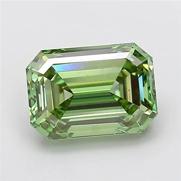4.05ct Emerald Lab Grown Diamond (Colour Fancy Vivid Green, Clarity VS1, IGI Certified)