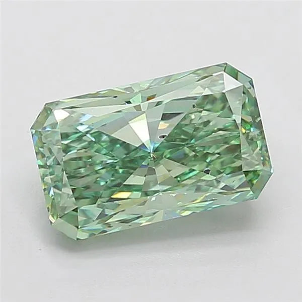 4.05ct Radiant Lab Grown Diamond (Colour Fancy Vivid Green, Clarity VS2, Uncertified)