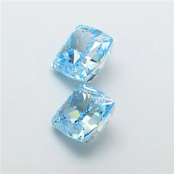 4.06ct Cushion modified Lab Grown Diamond (Colour Fancy Vivid Blue, Clarity VVS2, IGI Certified)