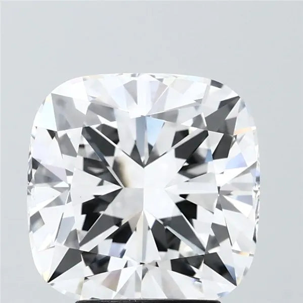 4.07ct Cushion modified Lab Grown Diamond (Colour E, Clarity VVS2, IGI Certified)