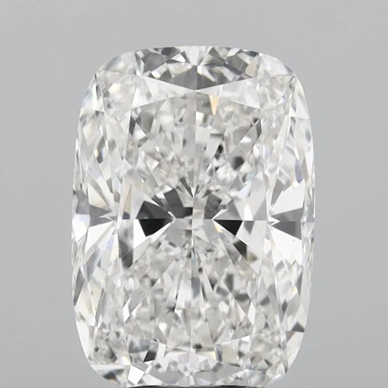 4.07ct Cushion modified Lab Grown Diamond (Colour F, Clarity VVS2, IGI Certified)