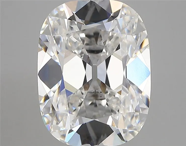 4.08ct Cushion modified Lab Grown Diamond (Colour E, Clarity VVS1, IGI Certified)