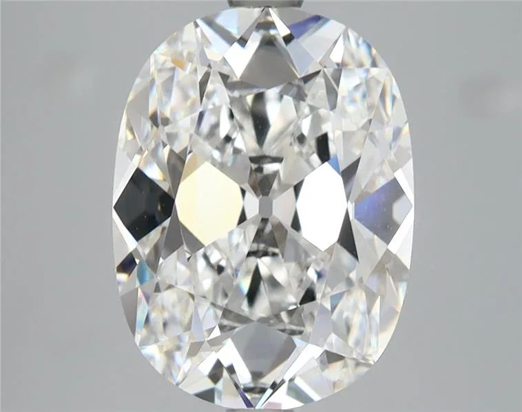 4.09ct Cushion brilliant Lab Grown Diamond (Colour E, Clarity VVS2, IGI Certified)