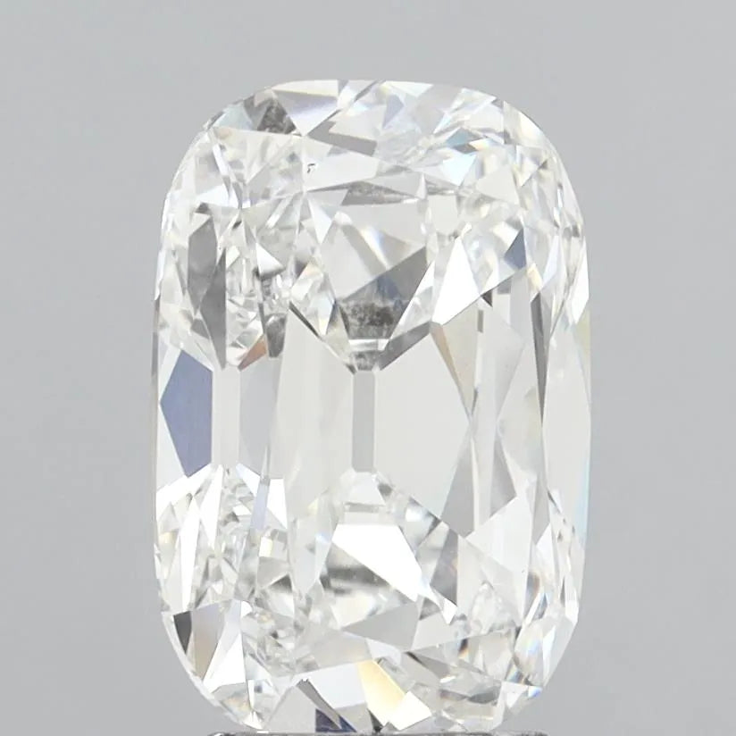 4.10ct Cushion Lab Grown Diamond (Colour E, Clarity VVS2, IGI Certified)