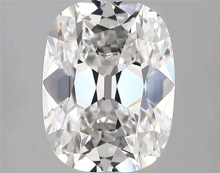 4.10ct Cushion modified Lab Grown Diamond (Colour E, Clarity VVS1, IGI Certified)