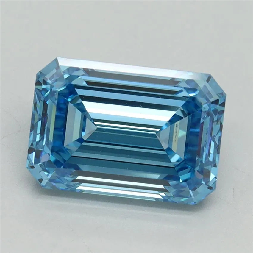 4.10ct Emerald Lab Grown Diamond (Colour Fancy Vivid Blue, Clarity VVS2, IGI Certified)