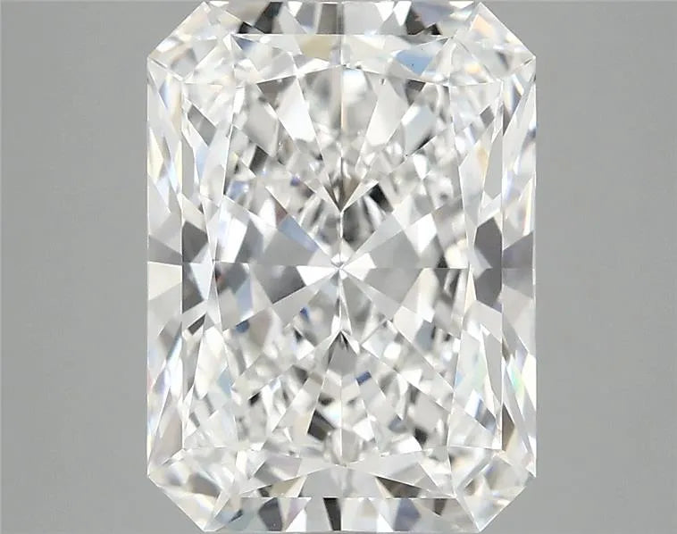 4.10ct Radiant Lab Grown Diamond (Colour E, Clarity VS1, IGI Certified)