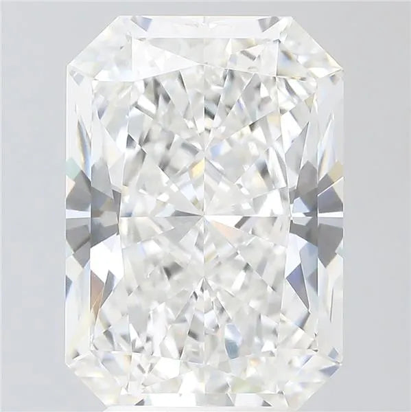 4.10ct Radiant Lab Grown Diamond (Colour E, Clarity VVS1, IGI Certified)