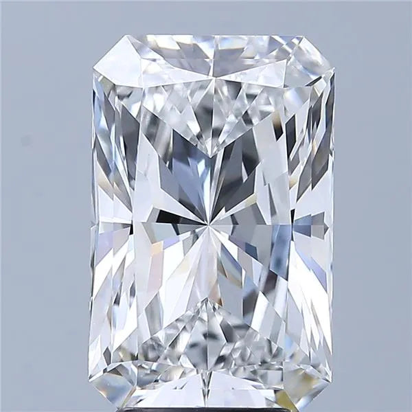 4.10ct Radiant Lab Grown Diamond (Colour E, Clarity VVS2, IGI Certified)
