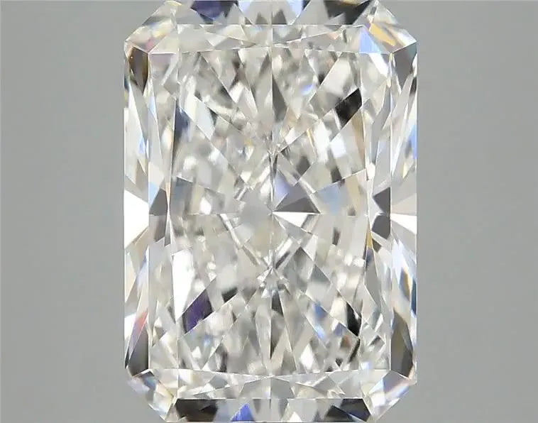 4.10ct Radiant Lab Grown Diamond (Colour F, Clarity VVS2, IGI Certified)