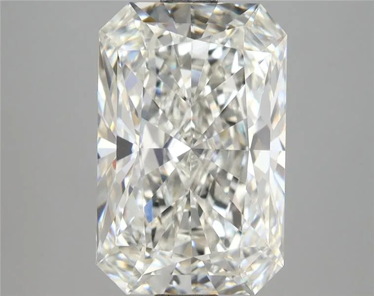 4.10ct Radiant Lab Grown Diamond (Colour G, Clarity VVS2, IGI Certified)