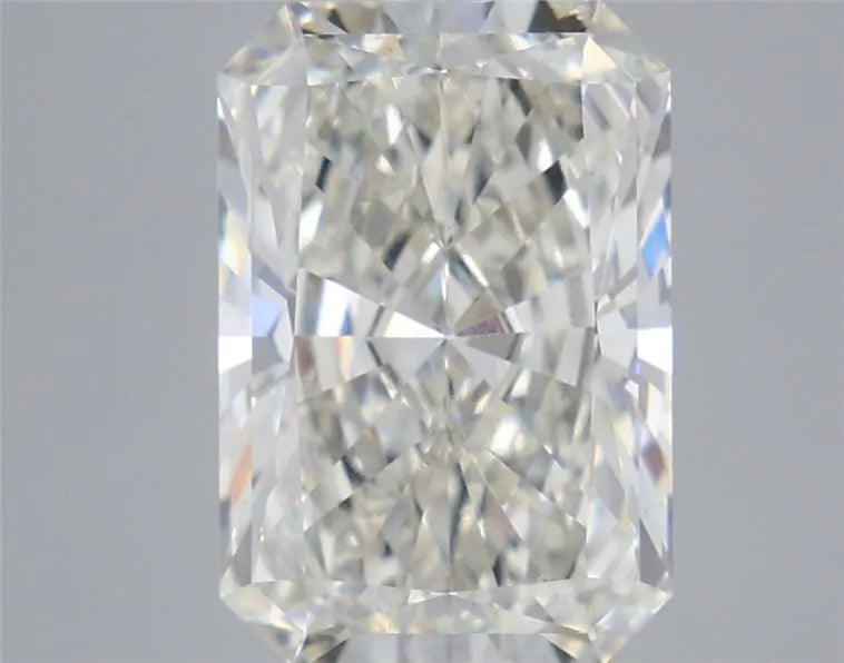 4.10ct Radiant Lab Grown Diamond (Colour H, Clarity VS2, IGI Certified)