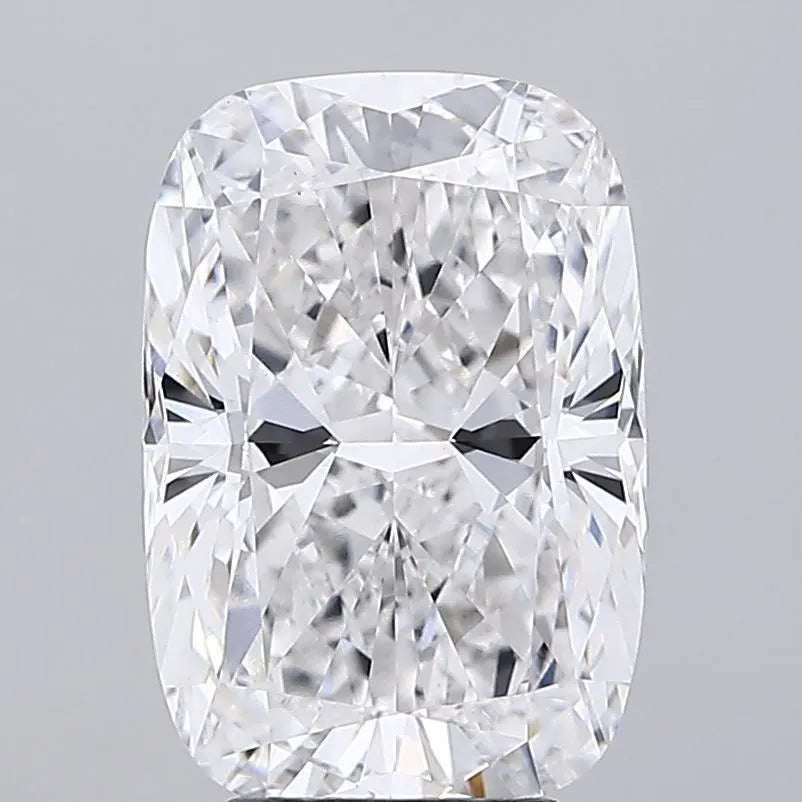 4.13ct Cushion modified Lab Grown Diamond (Colour E, Clarity VVS2, IGI Certified)