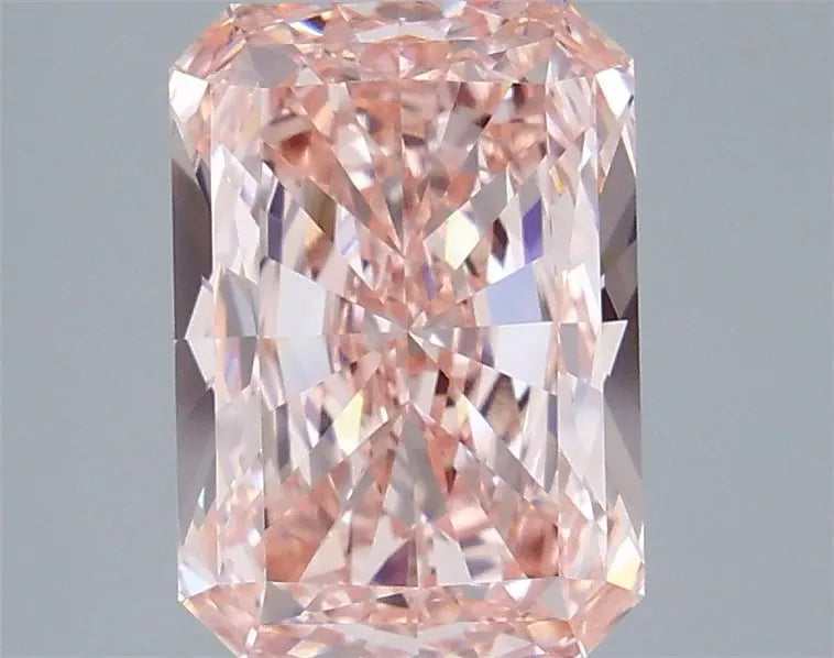 4.15ct Radiant Lab Grown Diamond (Colour Fancy Vivid Pink, Clarity VVS2, IGI Certified)