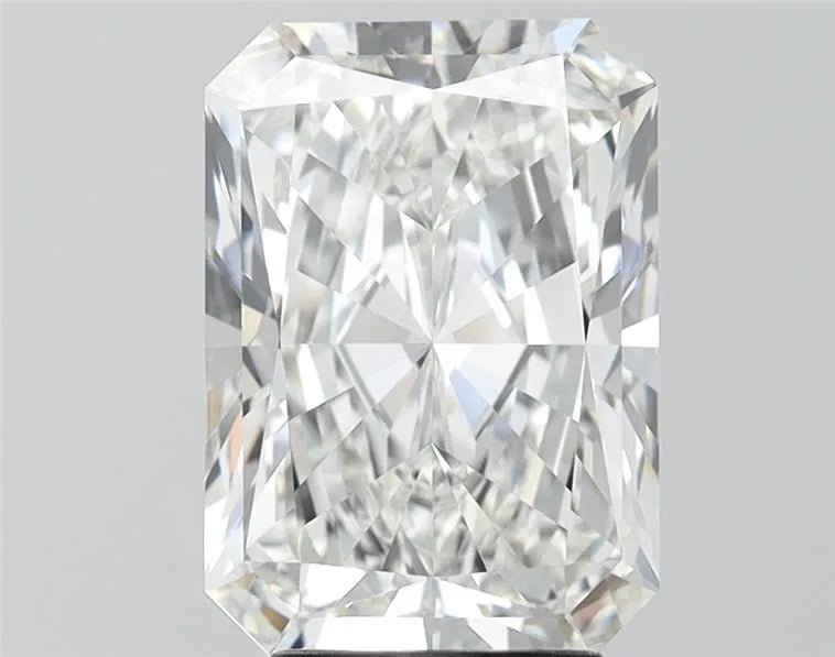 4.15ct Radiant Lab Grown Diamond (Colour G, Clarity VVS1, IGI Certified)