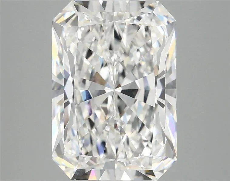 4.19ct Radiant Lab Grown Diamond (Colour D, Clarity VS1, IGI Certified)