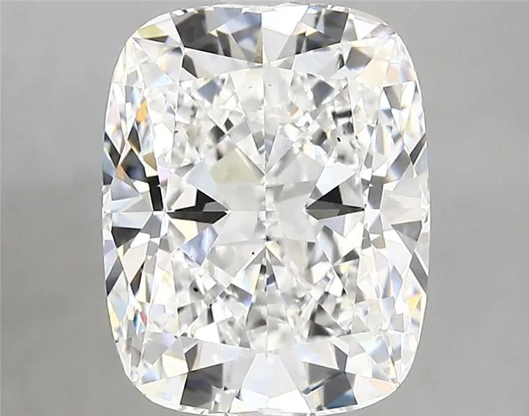 4.21ct Cushion modified Lab Grown Diamond (Colour E, Clarity VS2, IGI Certified)