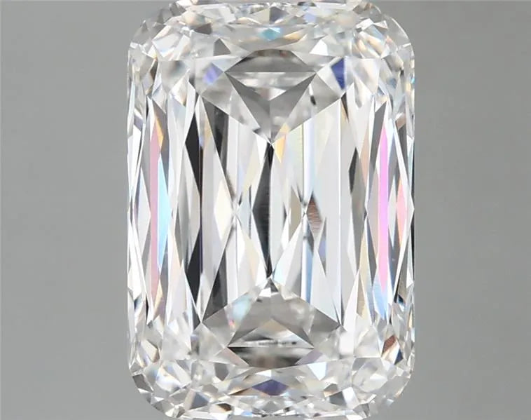 4.22ct Cushion modified Lab Grown Diamond (Colour E, Clarity VVS2, IGI Certified)