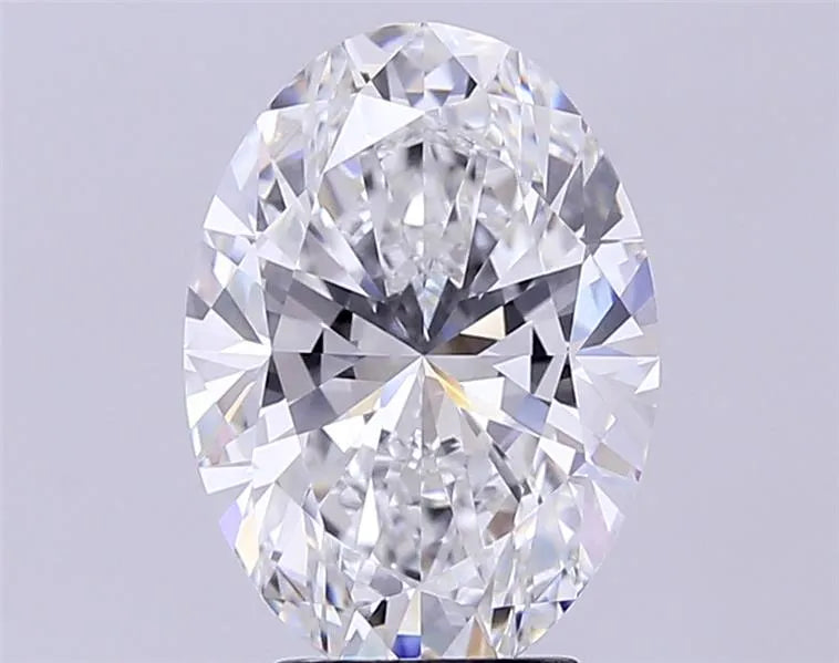 4.25ct Oval Lab Grown Diamond (Colour E, Clarity VVS2, IGI Certified)
