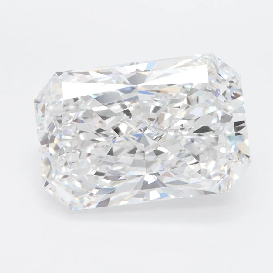 4.25ct Radiant Lab Grown Diamond (Colour D, Clarity VVS1, GIA Certified)