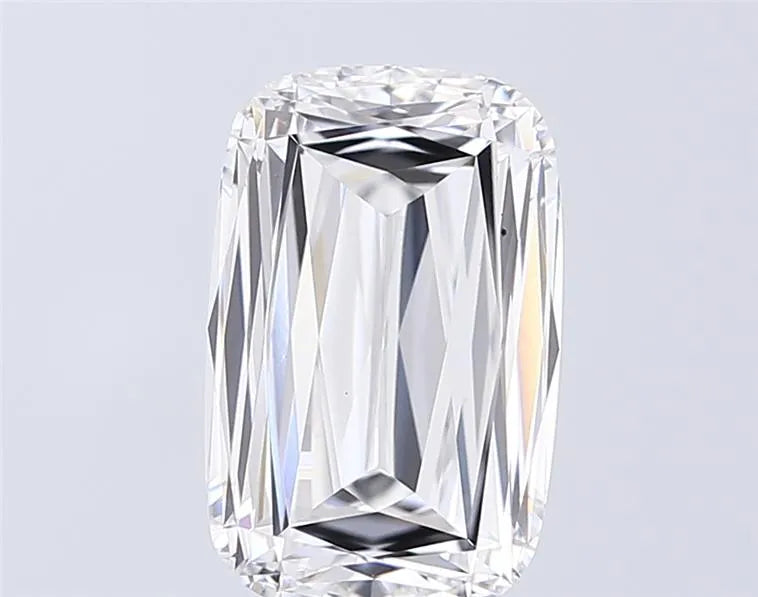 4.33ct Cushion modified Lab Grown Diamond (Colour D, Clarity VVS2, IGI Certified)