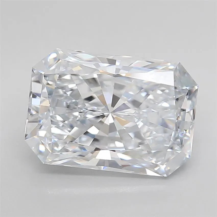 4.33ct Radiant Lab Grown Diamond (Colour F, Clarity VVS1, Cut EX, IGI Certified)