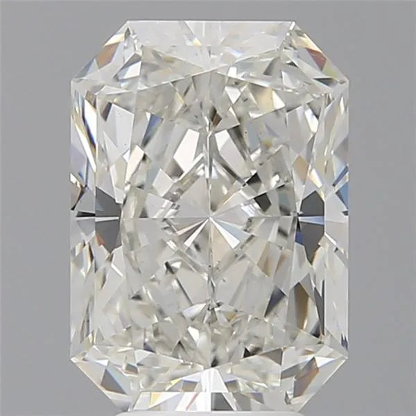 4.38ct Radiant Lab Grown Diamond (Colour G, Clarity VVS2, IGI Certified)