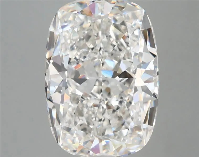 4.43ct Cushion modified Lab Grown Diamond (Colour F, Clarity VVS1, IGI Certified)