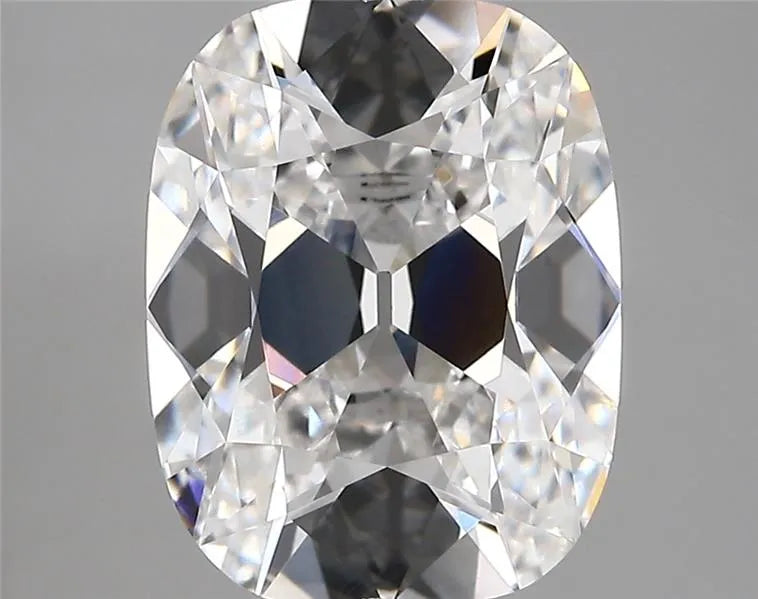 4.47ct Cushion modified Lab Grown Diamond (Colour D, Clarity VVS2, IGI Certified)