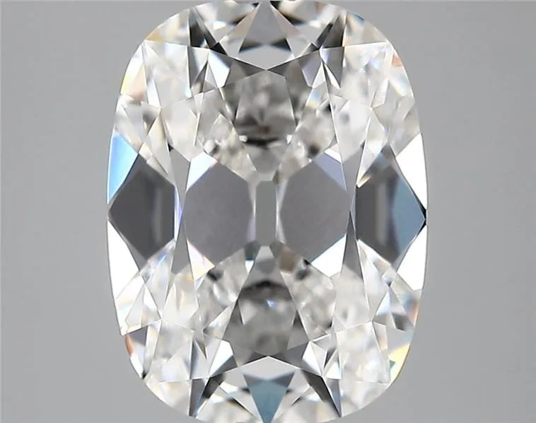 4.47ct Cushion modified Lab Grown Diamond (Colour E, Clarity VVS1, IGI Certified)