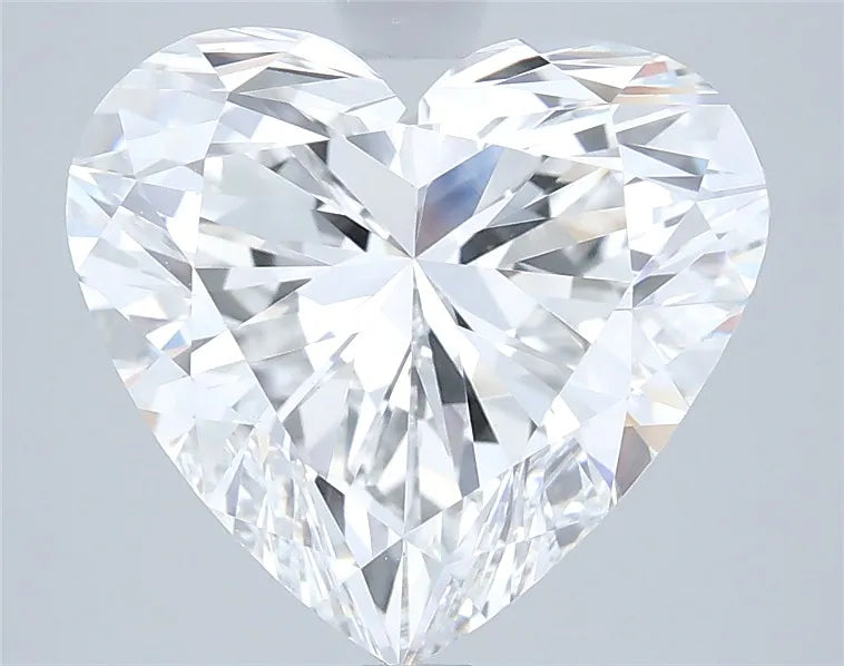 4.49ct Heart Lab Grown Diamond (Colour E, Clarity VVS2, IGI Certified)