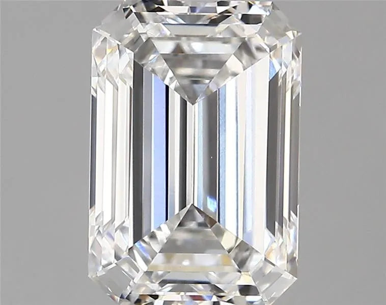 4.50ct Emerald Lab Grown Diamond (Colour E, Clarity VVS2, IGI Certified)