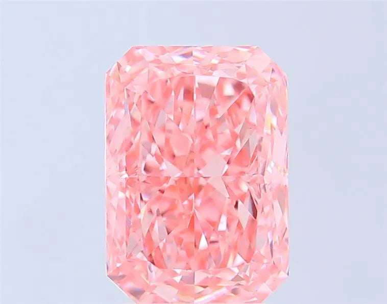 4.50ct Radiant Lab Grown Diamond (Colour Fancy Vivid Pink, Clarity VS1, IGI Certified)