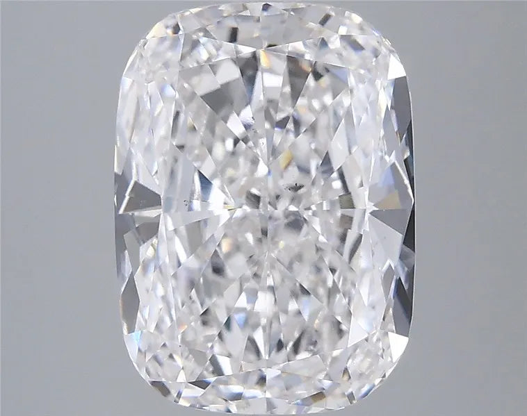 4.52ct Cushion modified Lab Grown Diamond (Colour E, Clarity VS1, IGI Certified)