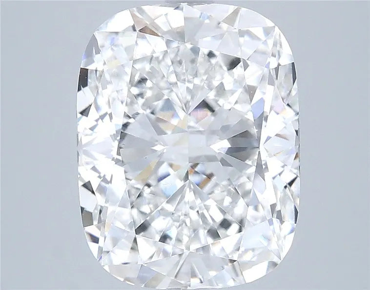4.52ct Cushion modified Lab Grown Diamond (Colour E, Clarity VVS2, IGI Certified)