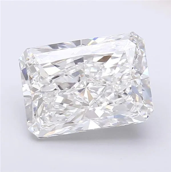 4.52ct Radiant Lab Grown Diamond (Colour E, Clarity VVS2, IGI Certified)