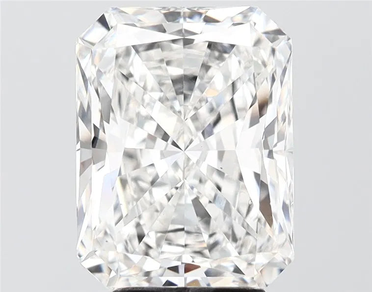 4.52ct Radiant Lab Grown Diamond (Colour F, Clarity VS2, IGI Certified)