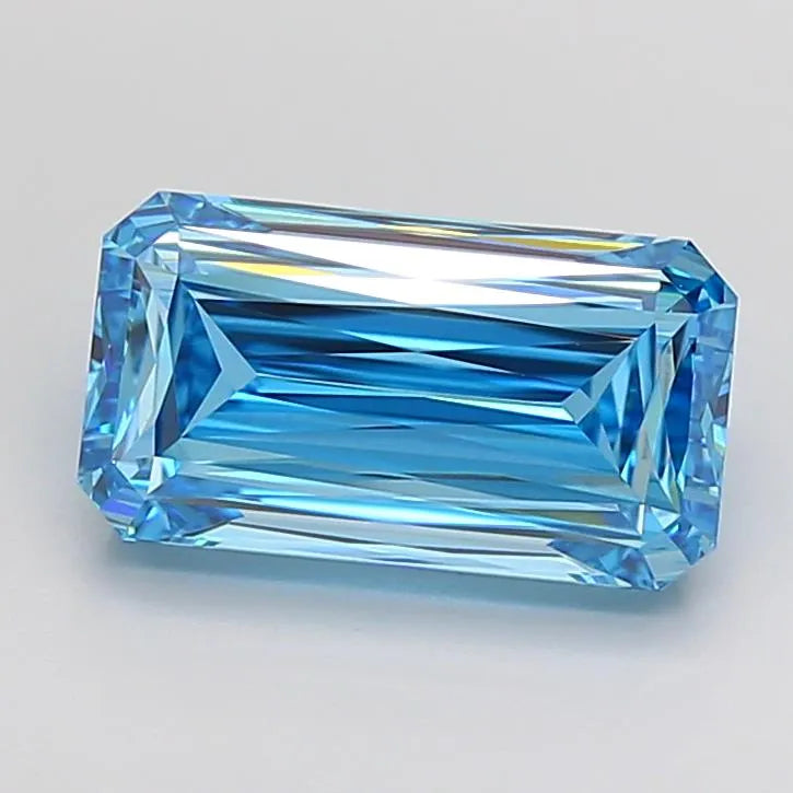 4.52ct Radiant Lab Grown Diamond (Colour Fancy Vivid Blue, Clarity VVS2, IGI Certified)