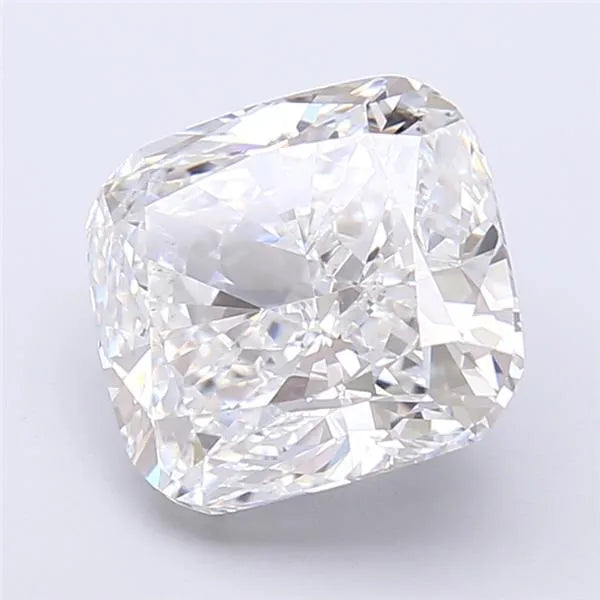 4.53ct Cushion modified Lab Grown Diamond (Colour E, Clarity VVS2, IGI Certified)