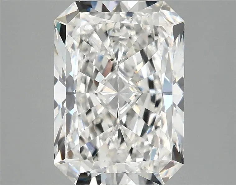 4.53ct Radiant Lab Grown Diamond (Colour F, Clarity VS2, IGI Certified)