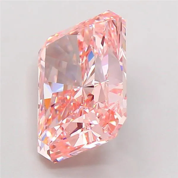 4.53ct Radiant Lab Grown Diamond (Colour Fancy Vivid Pink, Clarity VVS2, IGI Certified)