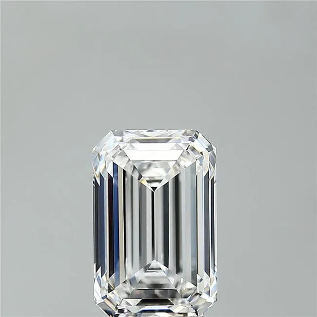 4.54ct Emerald Lab Grown Diamond (Colour E, Clarity VVS2, IGI Certified)