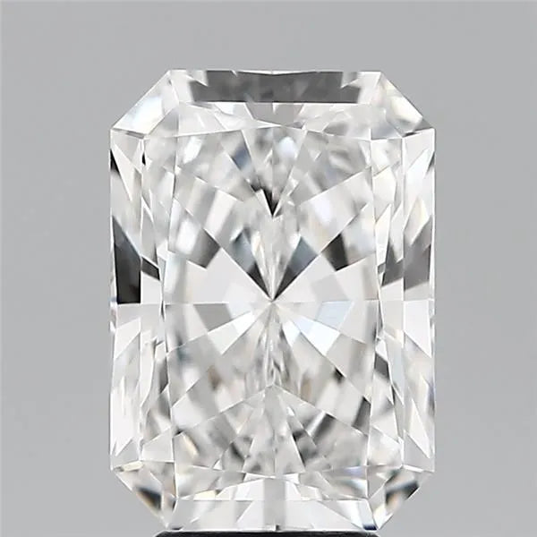 4.54ct Radiant Lab Grown Diamond (Colour E, Clarity VVS1, IGI Certified)