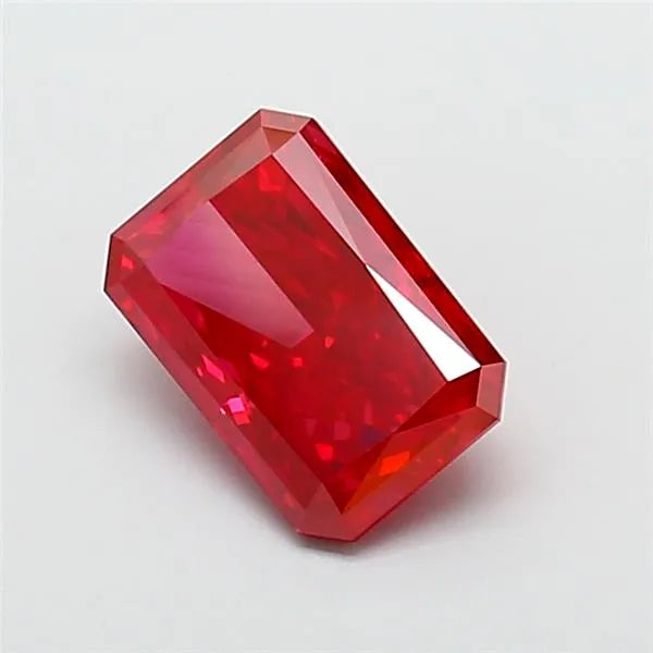 4.54ct Radiant Lab Grown Diamond (Colour Fancy Vivid Red, Clarity VS1, IGI Certified)