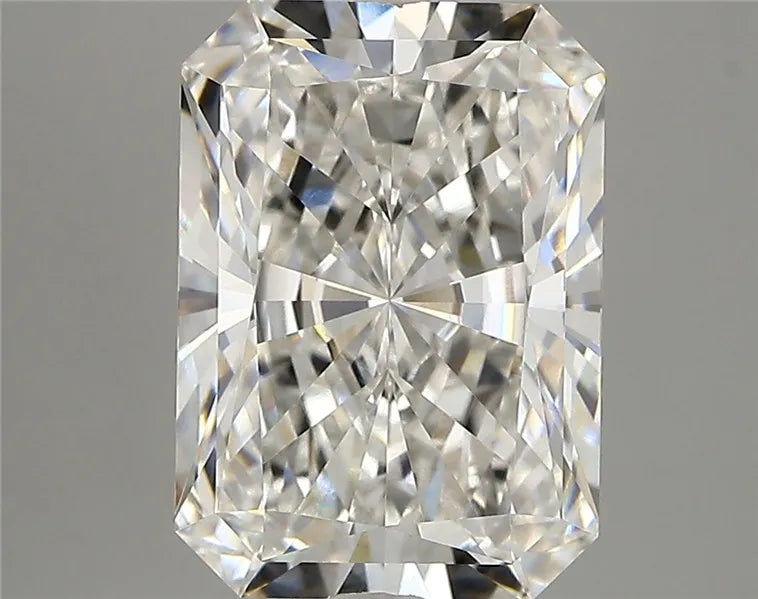 4.55ct Radiant Lab Grown Diamond (Colour F, Clarity VVS1, IGI Certified)