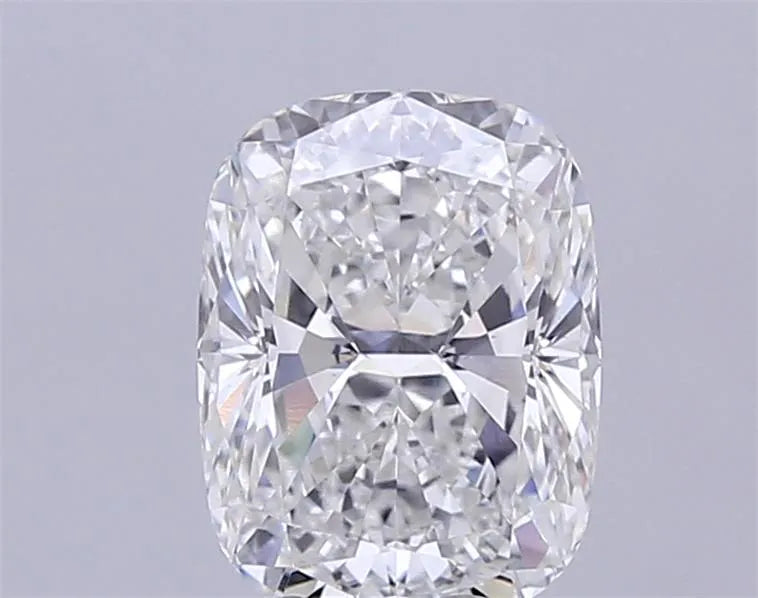 4.56ct Cushion modified Lab Grown Diamond (Colour E, Clarity VS2, IGI Certified)