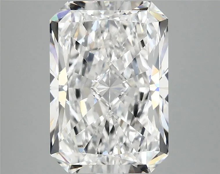 4.60ct Radiant Lab Grown Diamond (Colour E, Clarity VS1, IGI Certified)