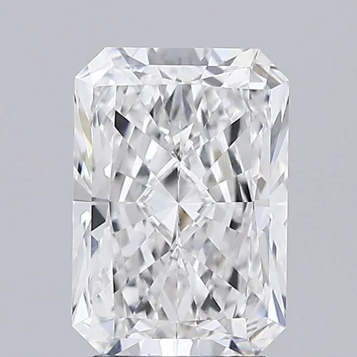 4.66ct Radiant Lab Grown Diamond (Colour E, Clarity VVS1, IGI Certified)