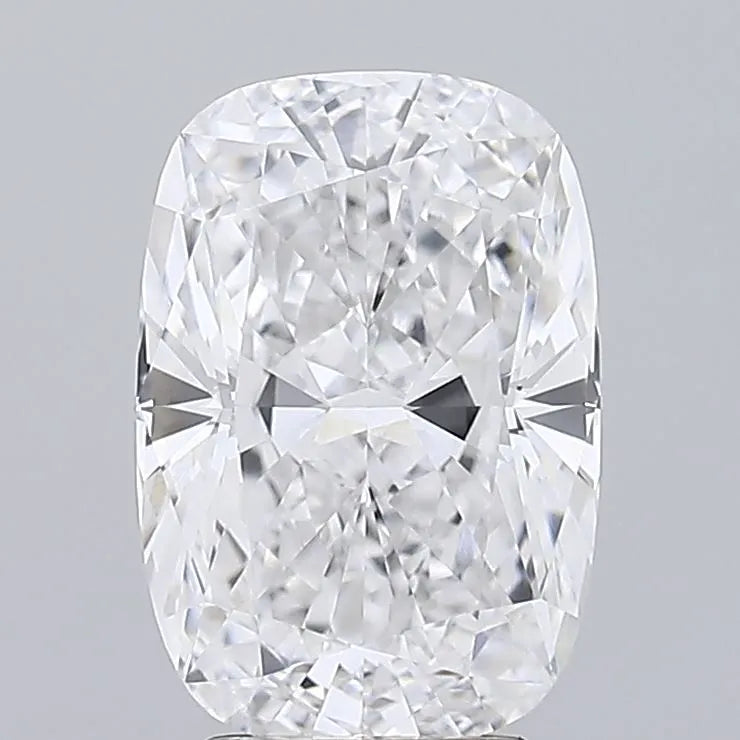 4.69ct Cushion modified Lab Grown Diamond (Colour E, Clarity VVS2, IGI Certified)