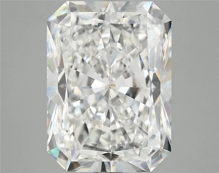 4.69ct Radiant Lab Grown Diamond (Colour E, Clarity VVS2, IGI Certified)